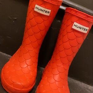 Toddler hunters red with dragon scale never warn